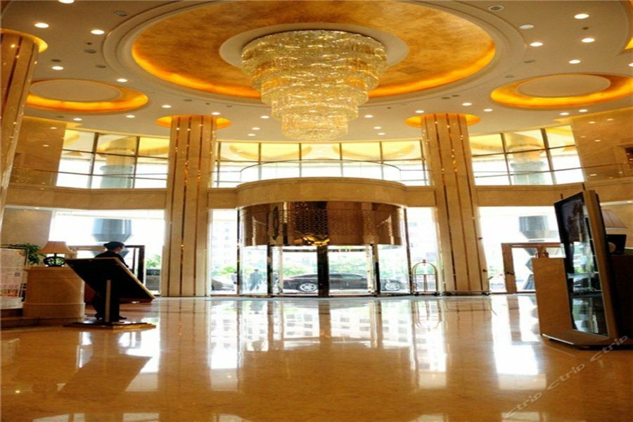 Manhatton Hotel Zhuhai Buitenkant foto